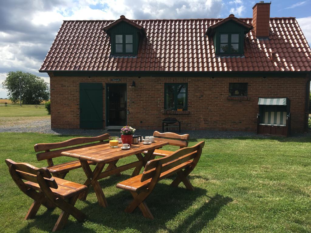 Ferienwohnungen Dargatz Lussvitz Esterno foto